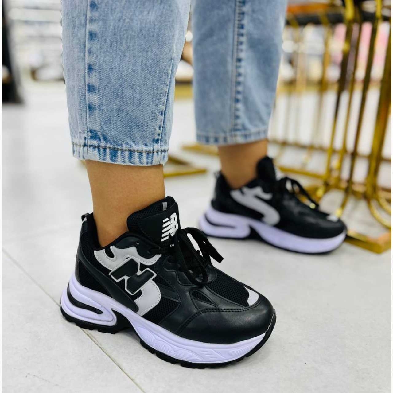 کتونی نیو بالانس وزرا