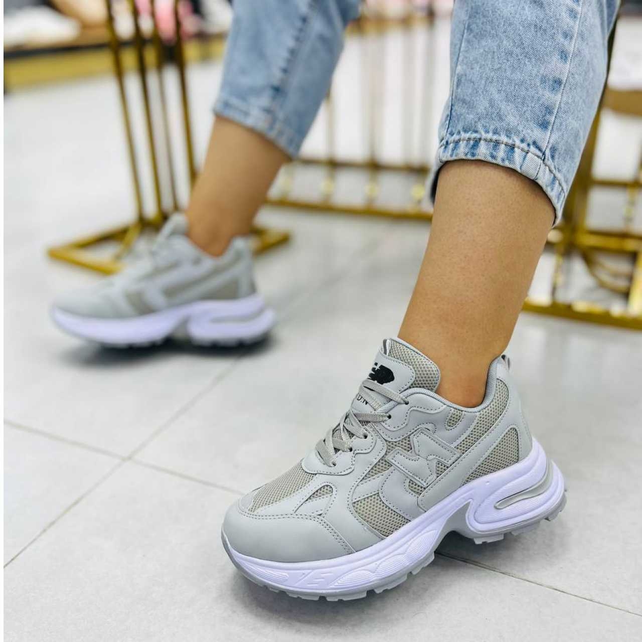 کتونی نیو بالانس وزرا