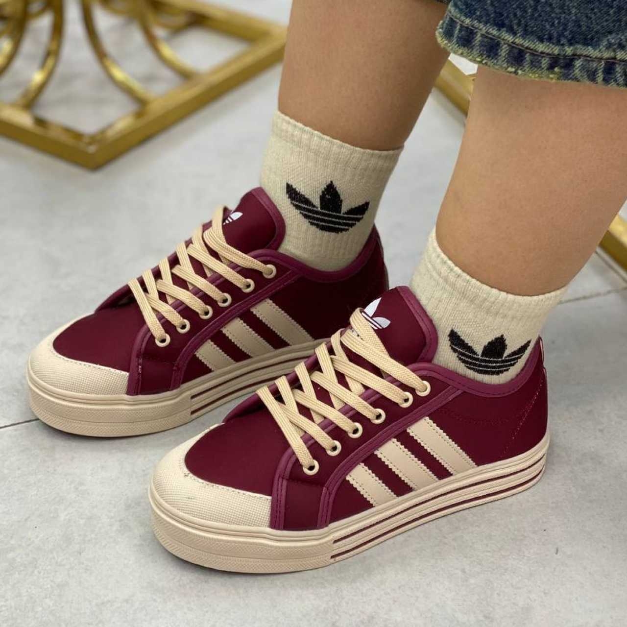 کتانی ادیداس