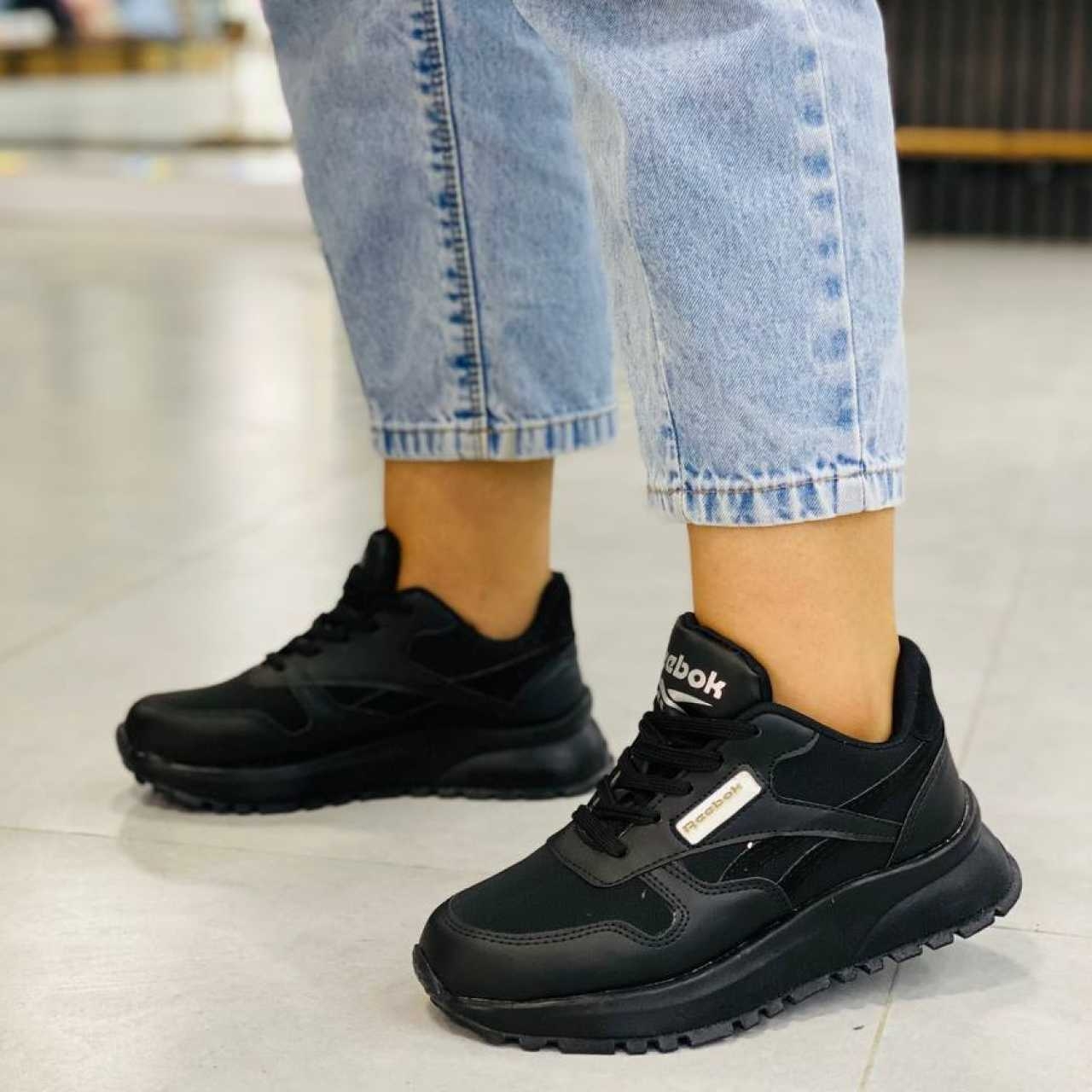 کتانی ریبوک ارین