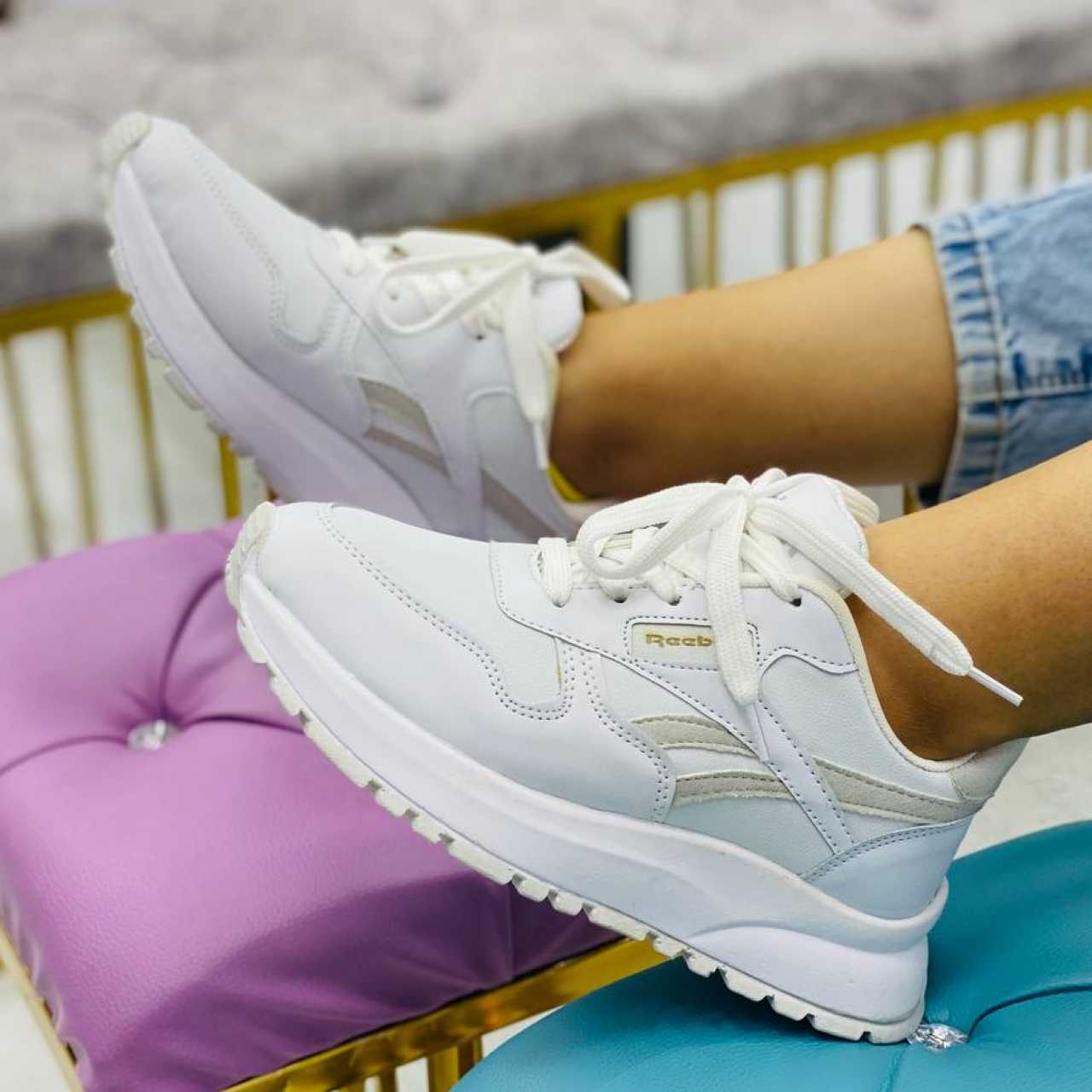 کتانی ریبوک ارین