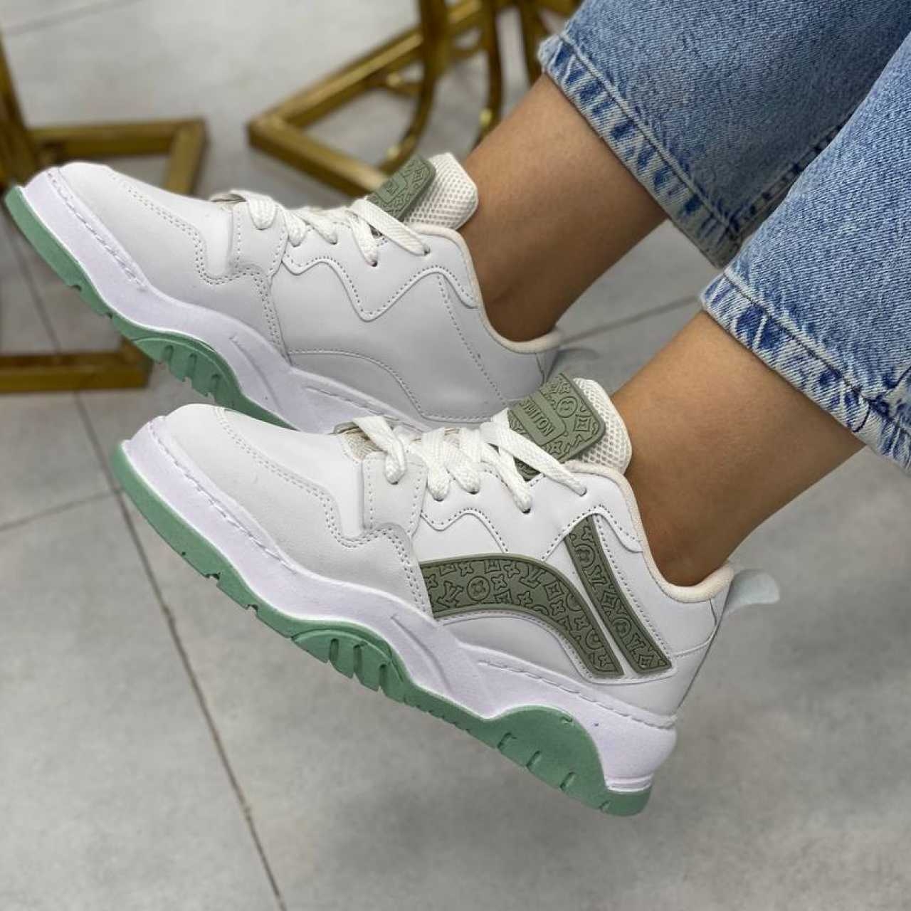 کتانی ال وی