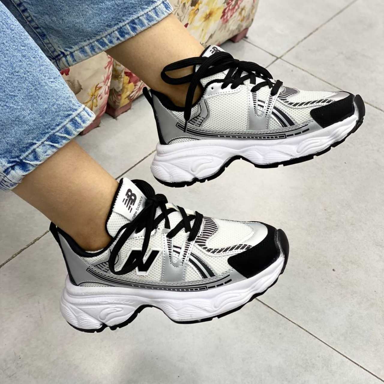 کتانی نیوبالانس ماوی