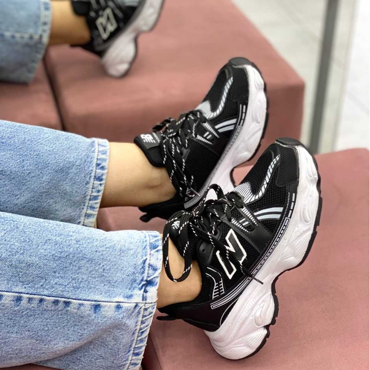 کتانی نیوبالانس ماوی