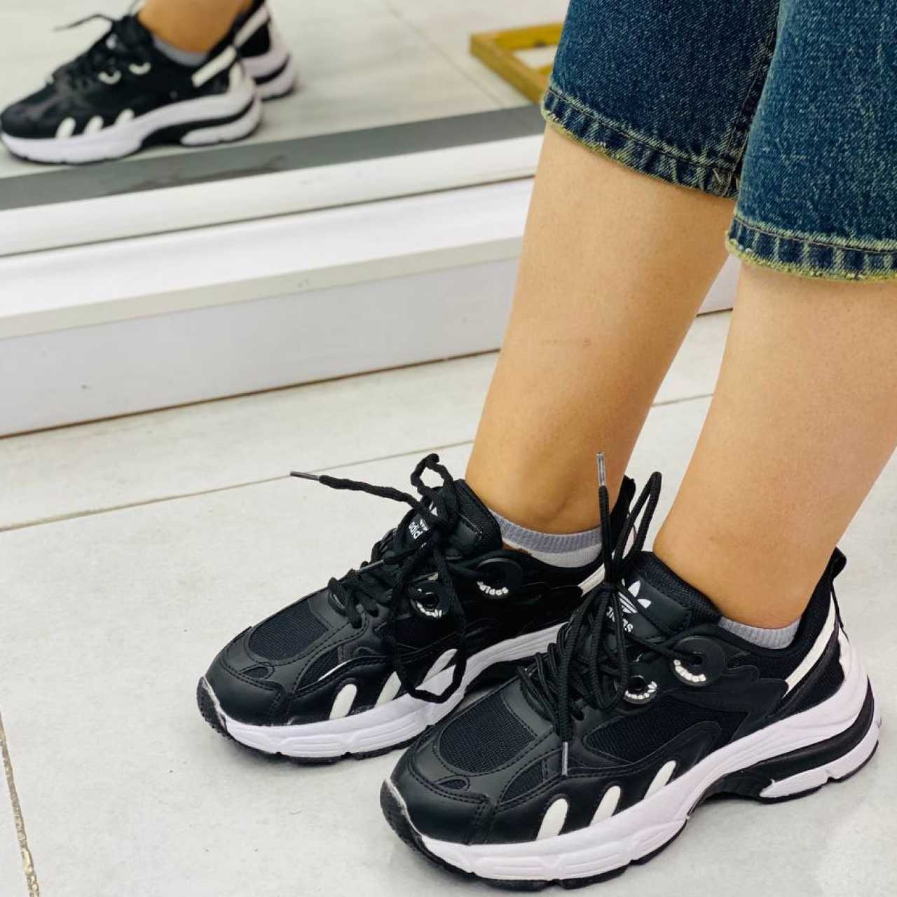 ادیداس زاگرس