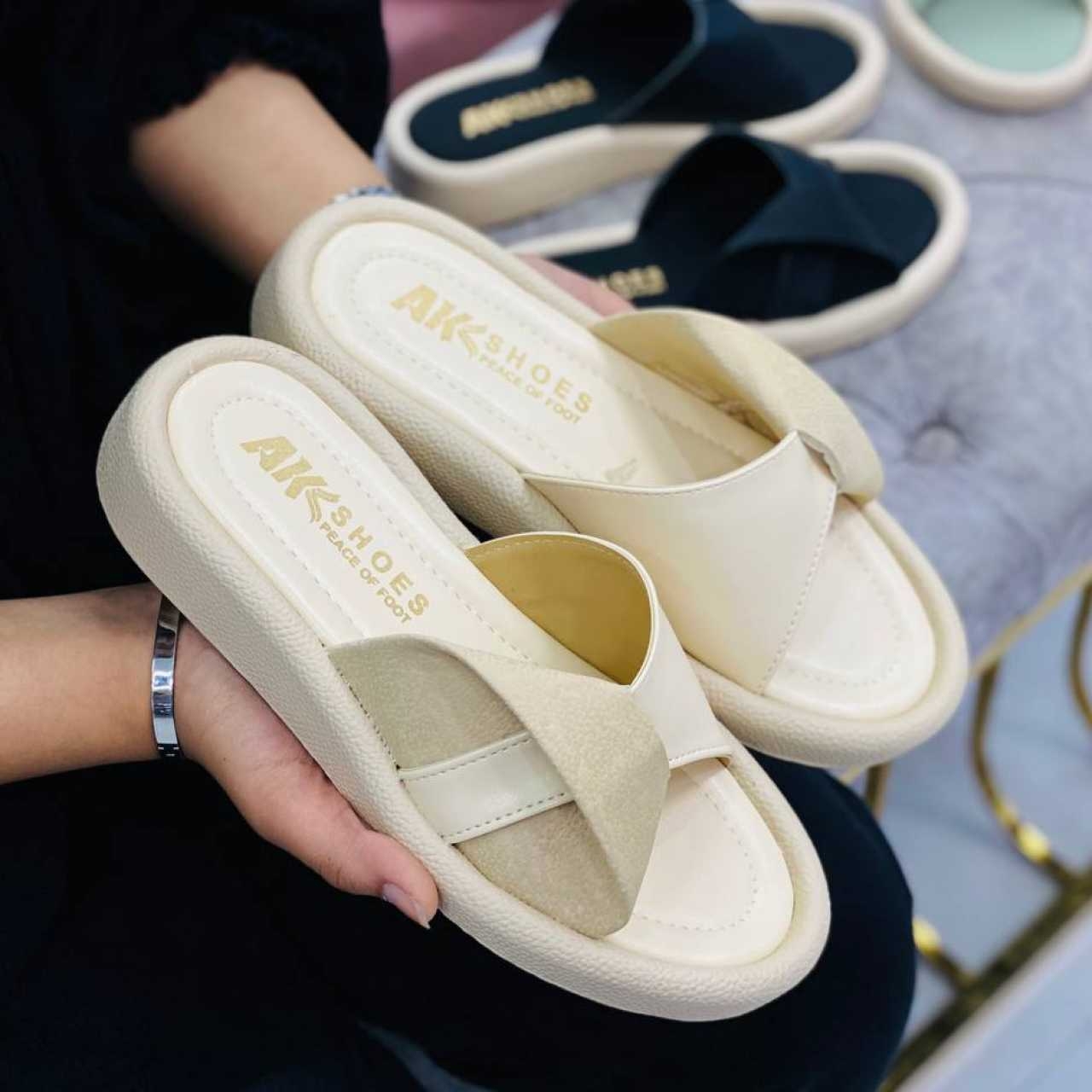 صندل دمپایی شیپوری