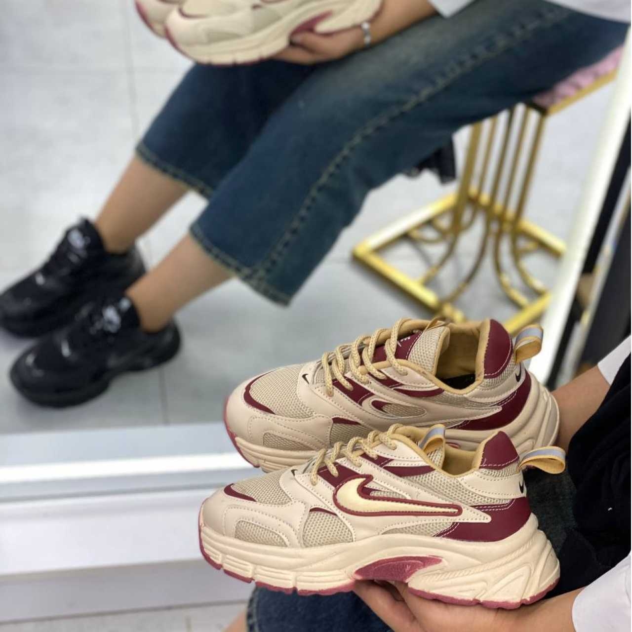 کتونی نایک گلد