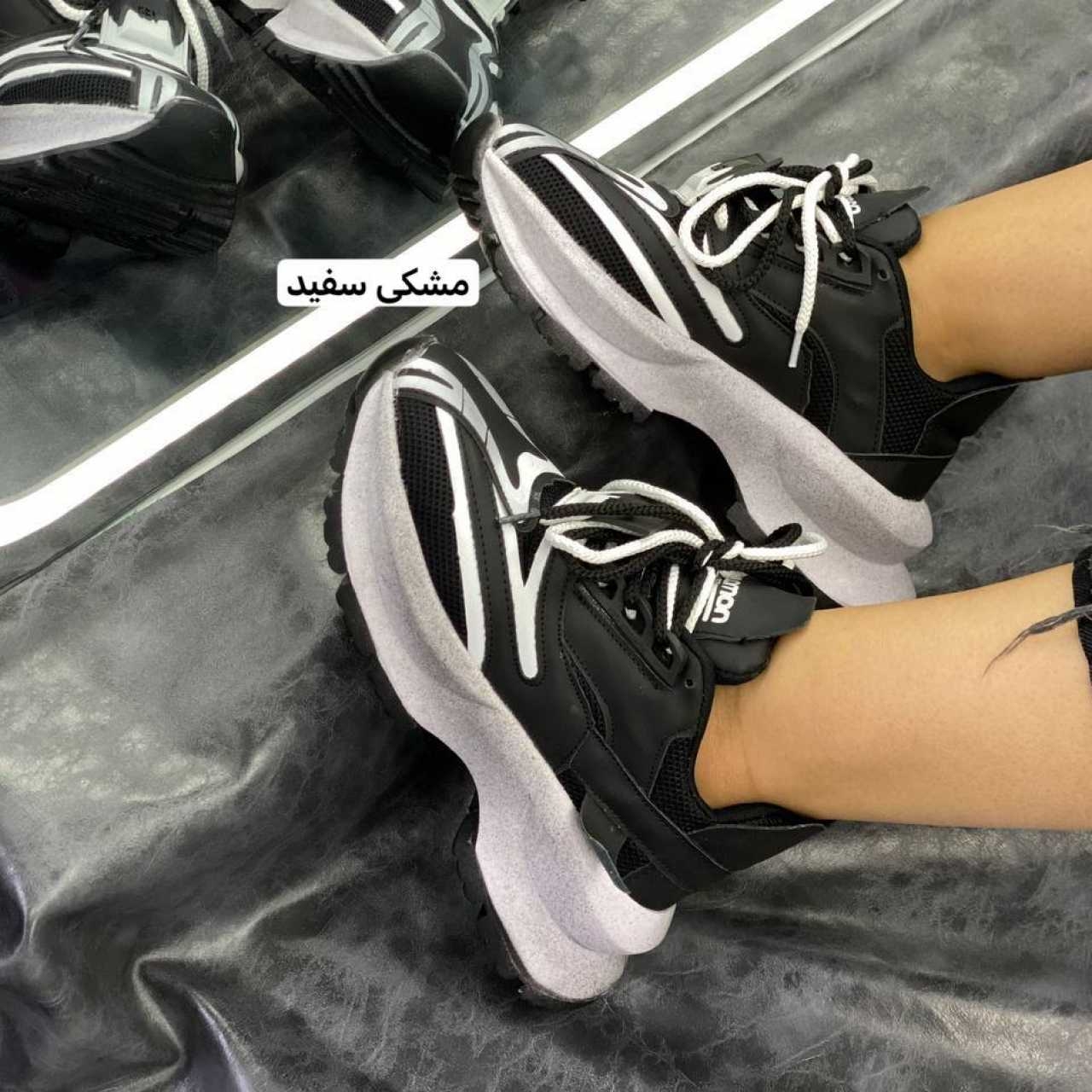 کتونی سالامون