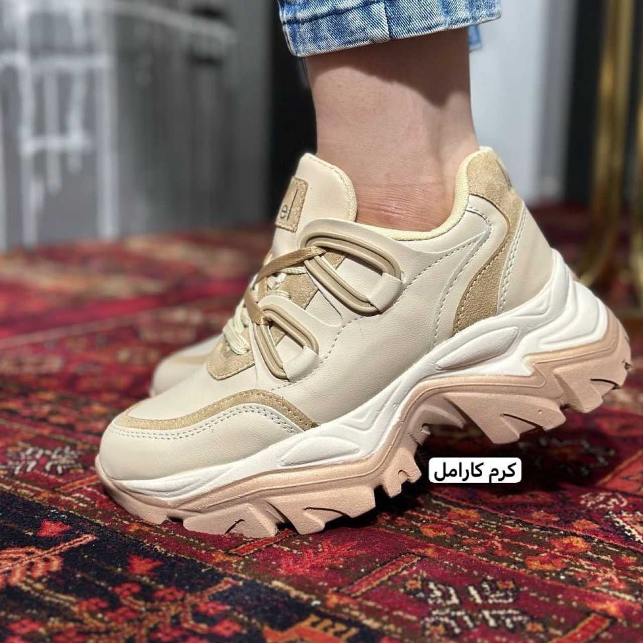 کتونی لژدار لول