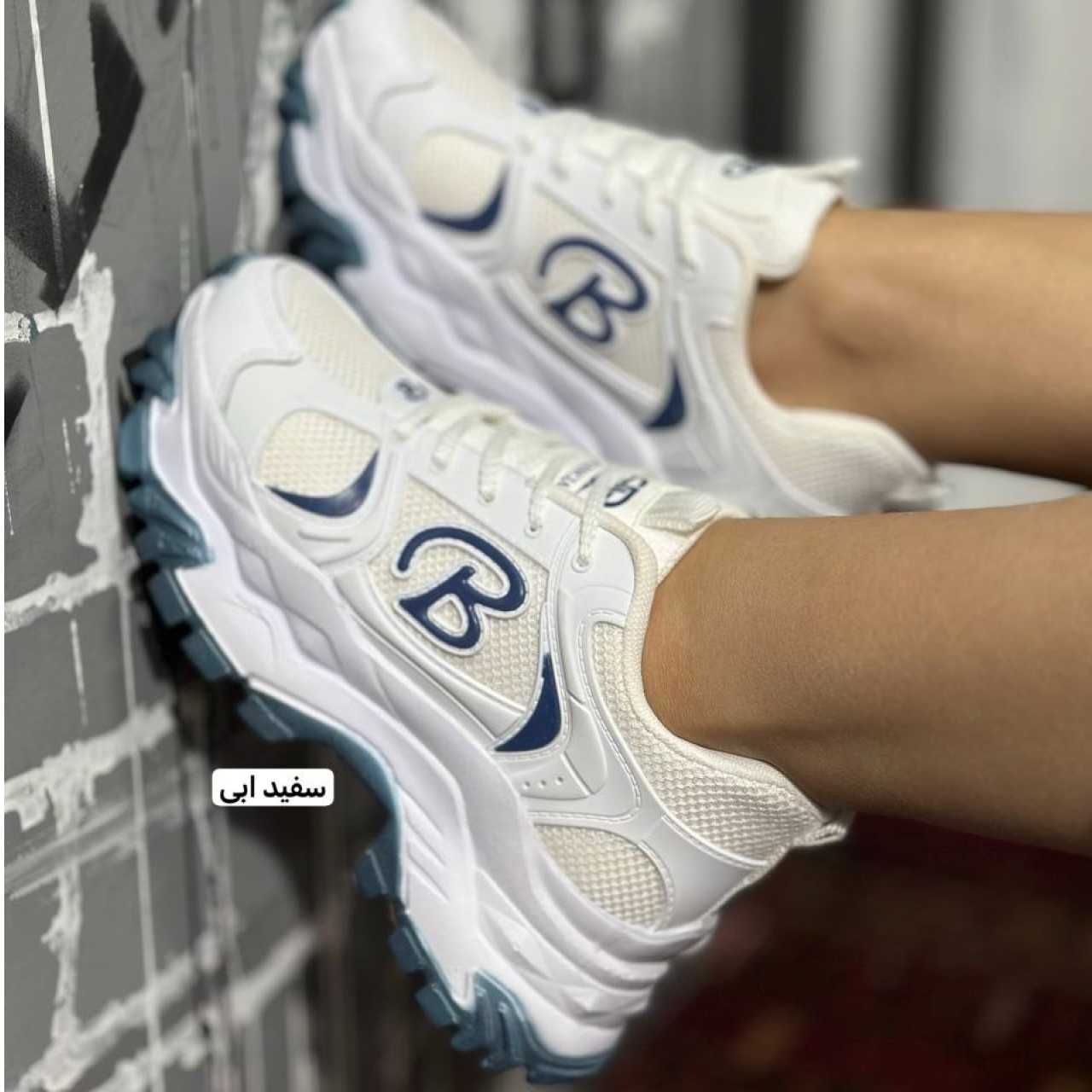 کتونی بالنسیگا B