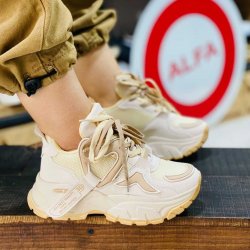 کتونی زارا قلبی
