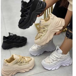 ال وی پاکلاس