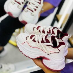 کتونی واریور