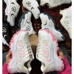 کتونی بالنسیگا B